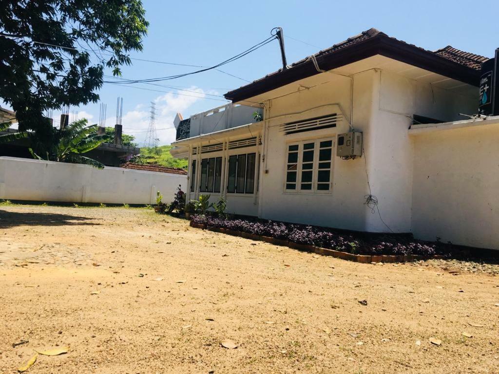 Umaya Rest Inn Balangoda Εξωτερικό φωτογραφία